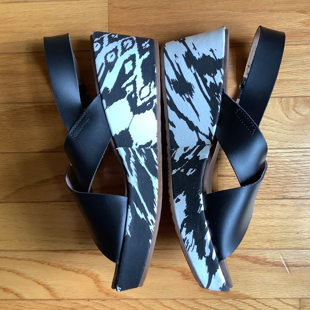 Clarks Collection Leather Wedge Sandals - Stasha Hale Black White SZ 9 - Picture 5 of 14